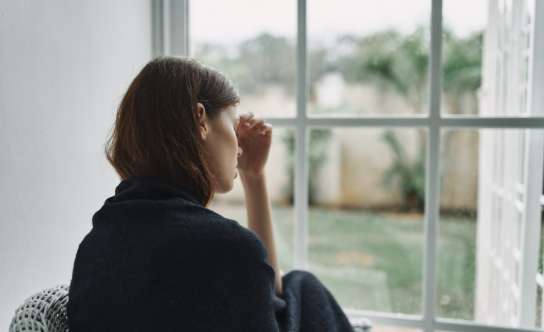 Everything you need to know about seasonal affective disorder (SAD)