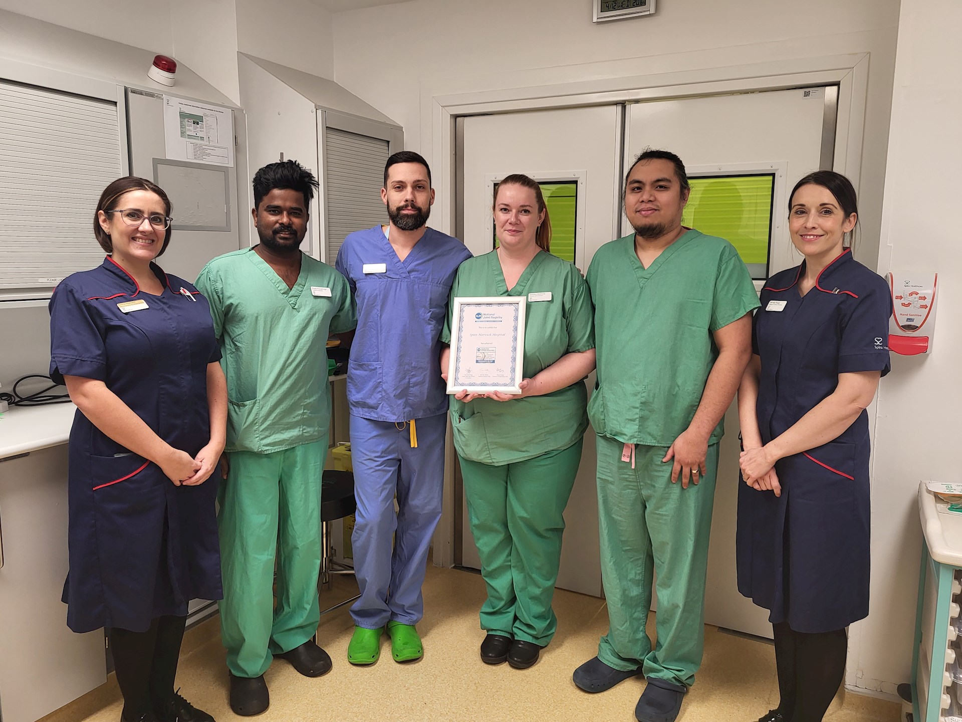 Spire Norwich Hospital awarded for commitment to patient safety by National Joint registry